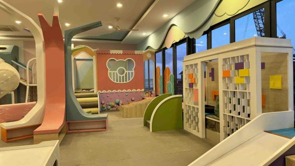 Thiết kế thi công kids cafe Vạn Phát Reverside 10